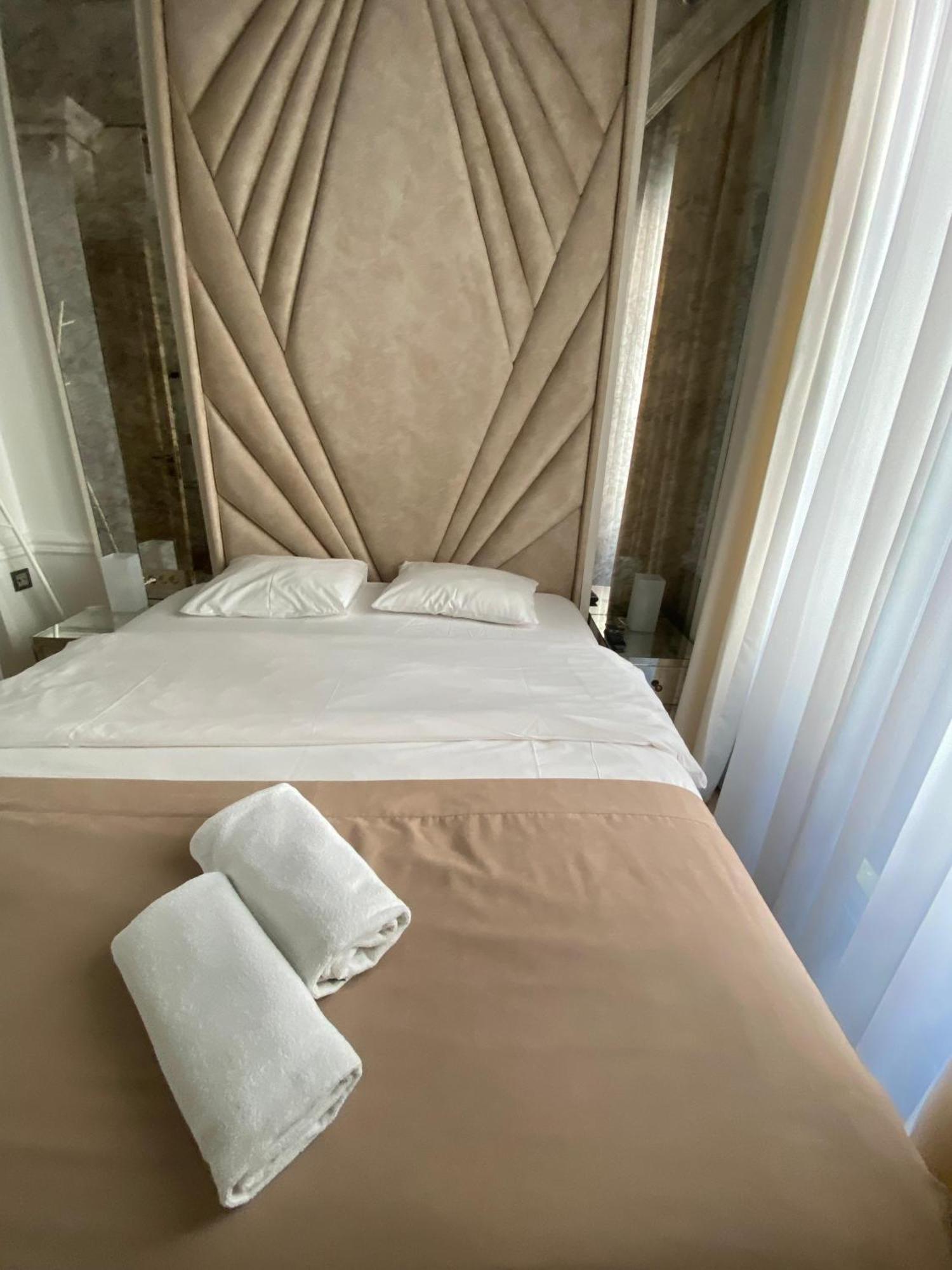 Ab Residences -Cihangir Luxury Antique Apartment Istanbul Exterior photo